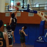 本校學生會組織本校與澳門聖若瑟教區中學第三校籃球隊進行交流賽